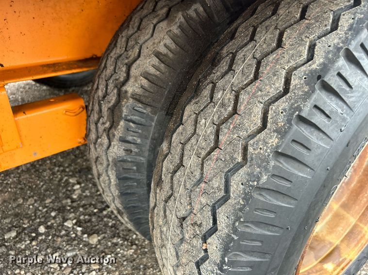 image for item KW9174 1999 Hudson Brothers  equipment trailer