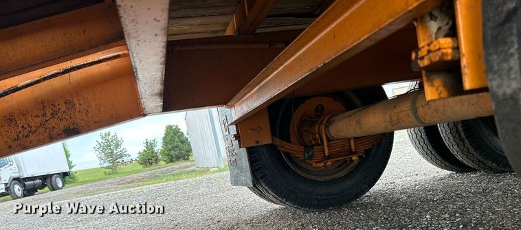 image for item KW9174 1999 Hudson Brothers  equipment trailer