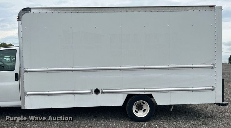 image for item KW9178 2012 GMC Savana  box truck