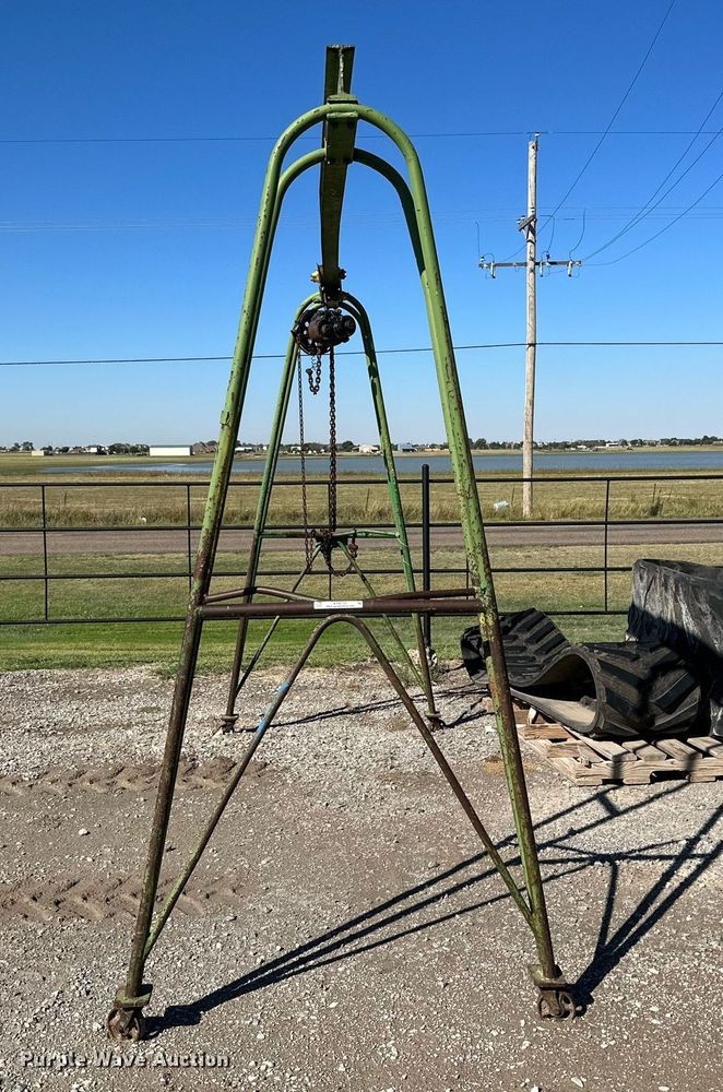 image for item KX9739 Cyclone hoist