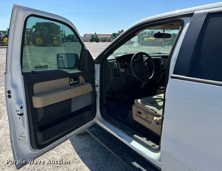 image for item KX9740 2014 Ford F150 XLT SuperCrew pickup truck