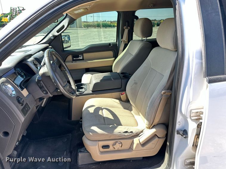 image for item KX9740 2014 Ford F150 XLT SuperCrew pickup truck