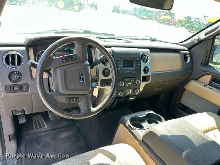 image for item KX9740 2014 Ford F150 XLT SuperCrew pickup truck