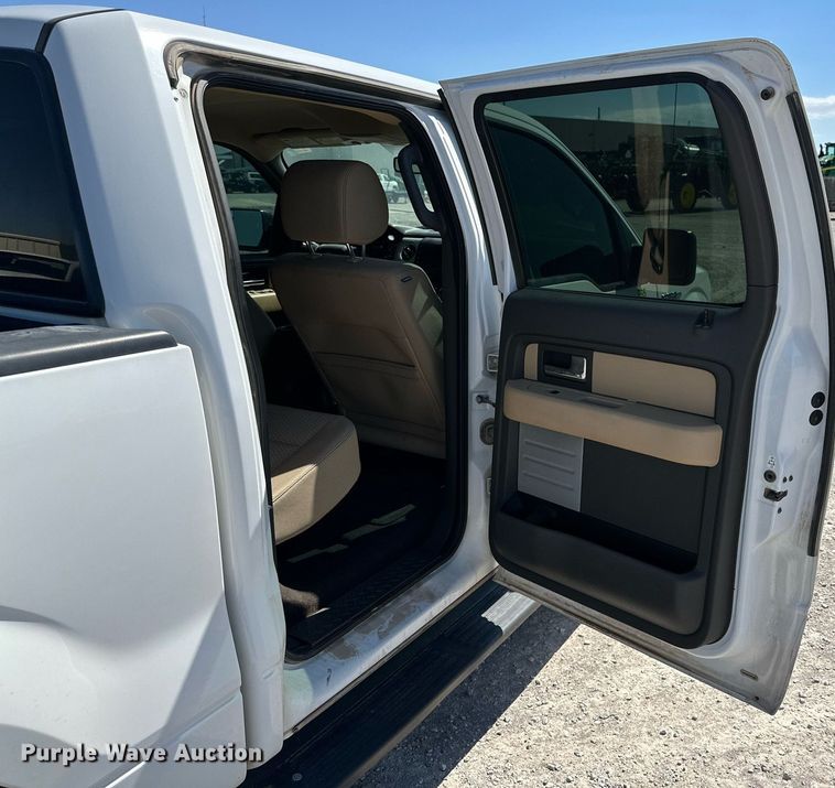 image for item KX9740 2014 Ford F150 XLT SuperCrew pickup truck