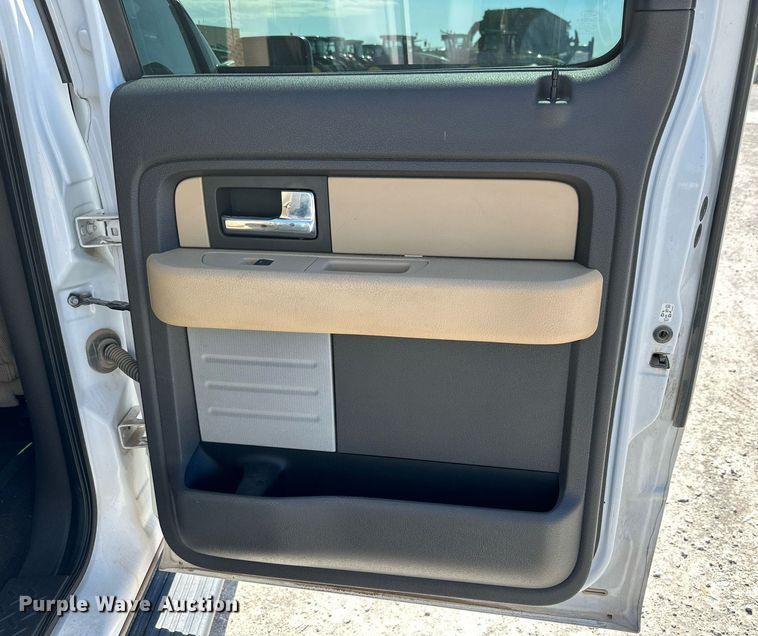 image for item KX9740 2014 Ford F150 XLT SuperCrew pickup truck