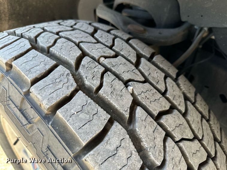 image for item KX9740 2014 Ford F150 XLT SuperCrew pickup truck