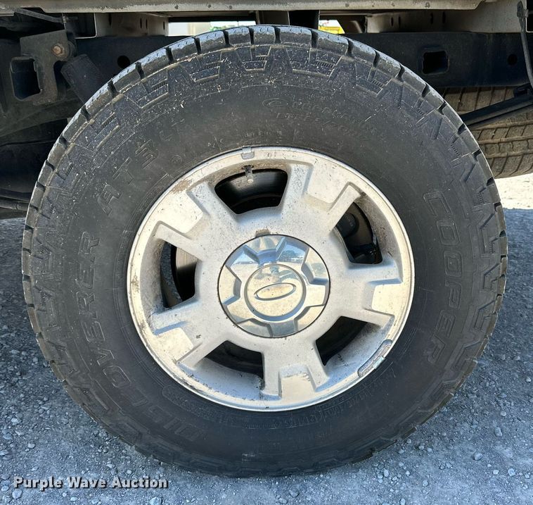 image for item KX9740 2014 Ford F150 XLT SuperCrew pickup truck