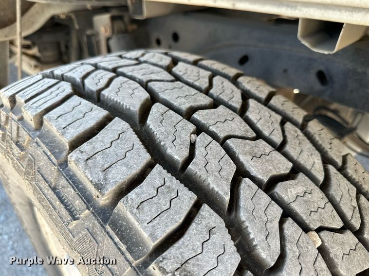 image for item KX9740 2014 Ford F150 XLT SuperCrew pickup truck