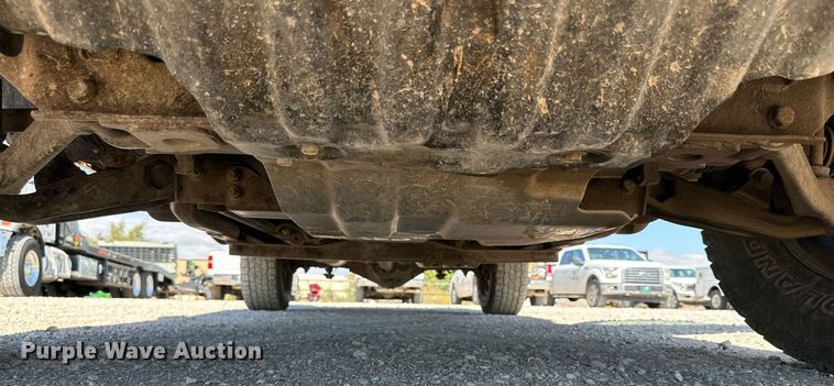 image for item KX9742 2009 GMC Sierra 3500HD utility bed pickup truck