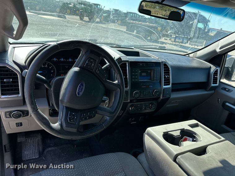 image for item KX9743 2015 Ford F150 XLT  SuperCrew pickup truck