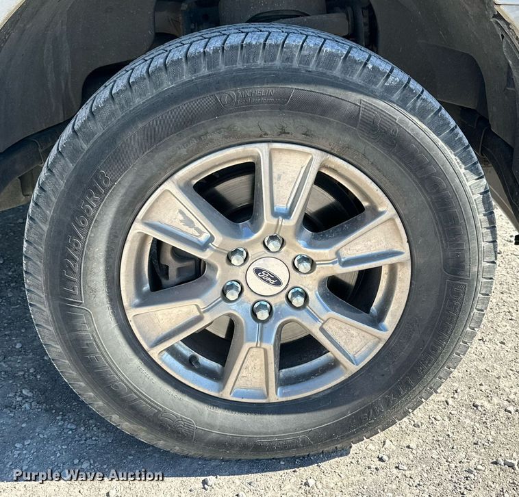 image for item KX9743 2015 Ford F150 XLT  SuperCrew pickup truck