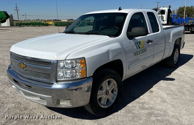 image for item KX9744 2012 Chevrolet Silverado 1500 Ext. Cab pickup truck