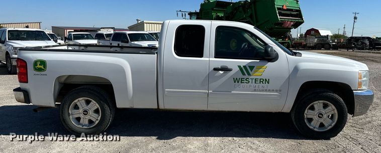 image for item KX9744 2012 Chevrolet Silverado 1500 Ext. Cab pickup truck