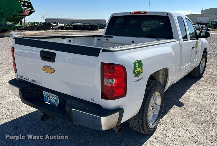 image for item KX9744 2012 Chevrolet Silverado 1500 Ext. Cab pickup truck