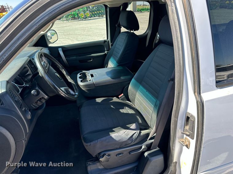 image for item KX9744 2012 Chevrolet Silverado 1500 Ext. Cab pickup truck