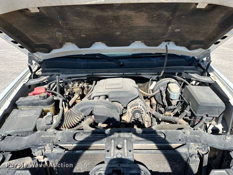 image for item KX9744 2012 Chevrolet Silverado 1500 Ext. Cab pickup truck