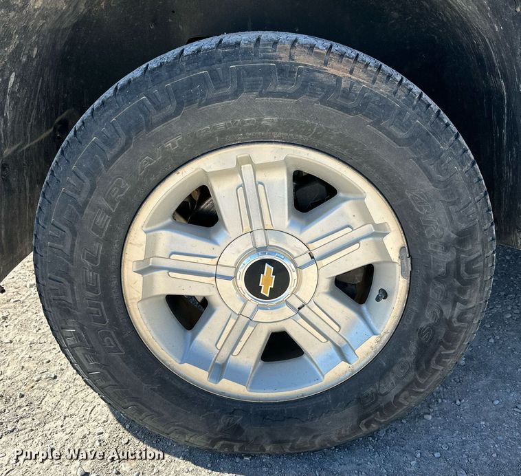 image for item KX9744 2012 Chevrolet Silverado 1500 Ext. Cab pickup truck