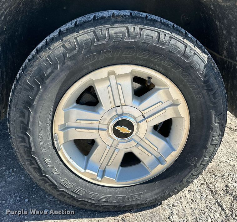 image for item KX9744 2012 Chevrolet Silverado 1500 Ext. Cab pickup truck