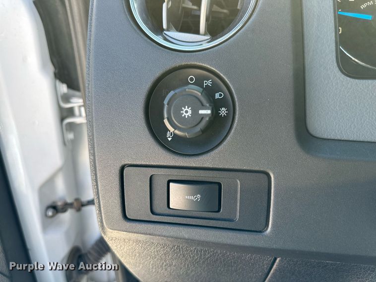 image for item KX9745 2014 Ford F150 XLT SuperCrew pickup truck