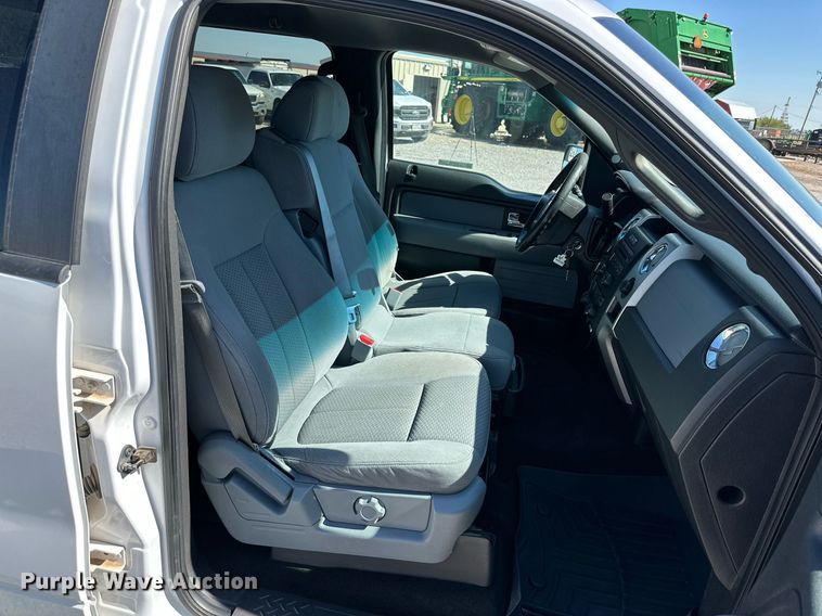 image for item KX9745 2014 Ford F150 XLT SuperCrew pickup truck