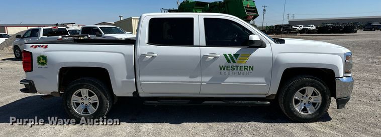 image for item KX9746 2018 Chevrolet Silverado 1500 Crew Cab pickup truck