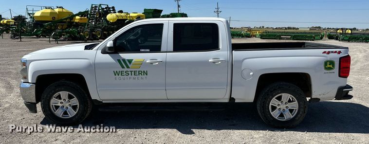 image for item KX9746 2018 Chevrolet Silverado 1500 Crew Cab pickup truck