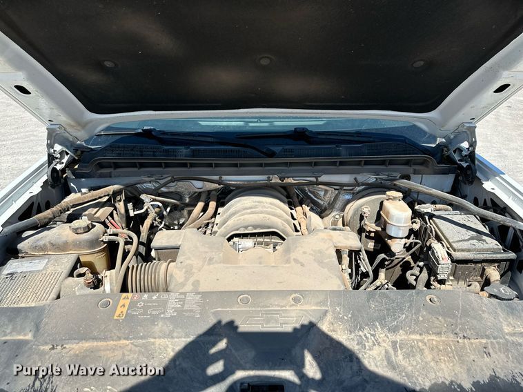 image for item KX9746 2018 Chevrolet Silverado 1500 Crew Cab pickup truck