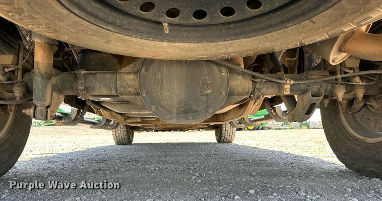 image for item KX9746 2018 Chevrolet Silverado 1500 Crew Cab pickup truck