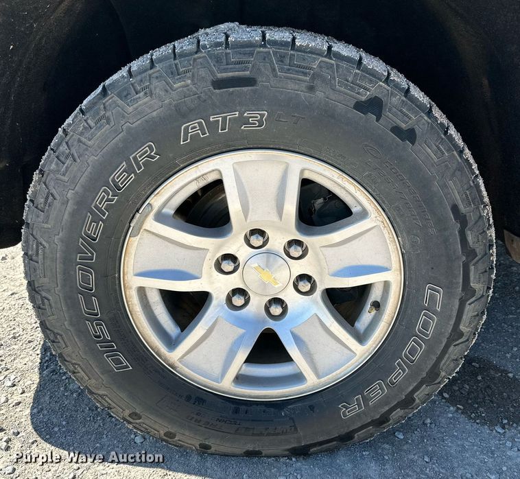 image for item KX9746 2018 Chevrolet Silverado 1500 Crew Cab pickup truck