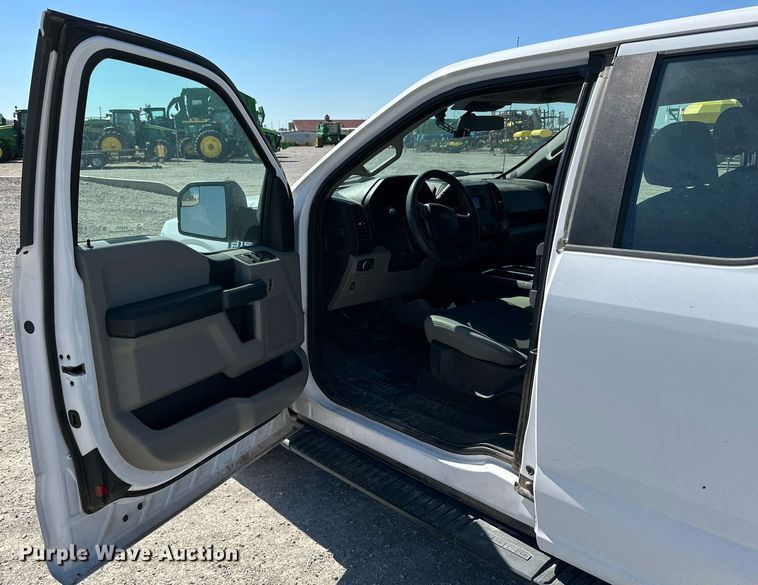 image for item KX9747 2019 Ford  F150 XL SuperCab pickup truck