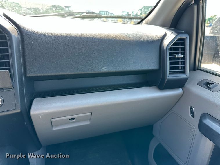 image for item KX9747 2019 Ford  F150 XL SuperCab pickup truck