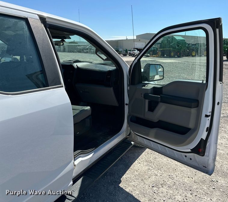 image for item KX9747 2019 Ford  F150 XL SuperCab pickup truck