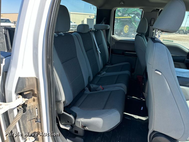 image for item KX9747 2019 Ford  F150 XL SuperCab pickup truck