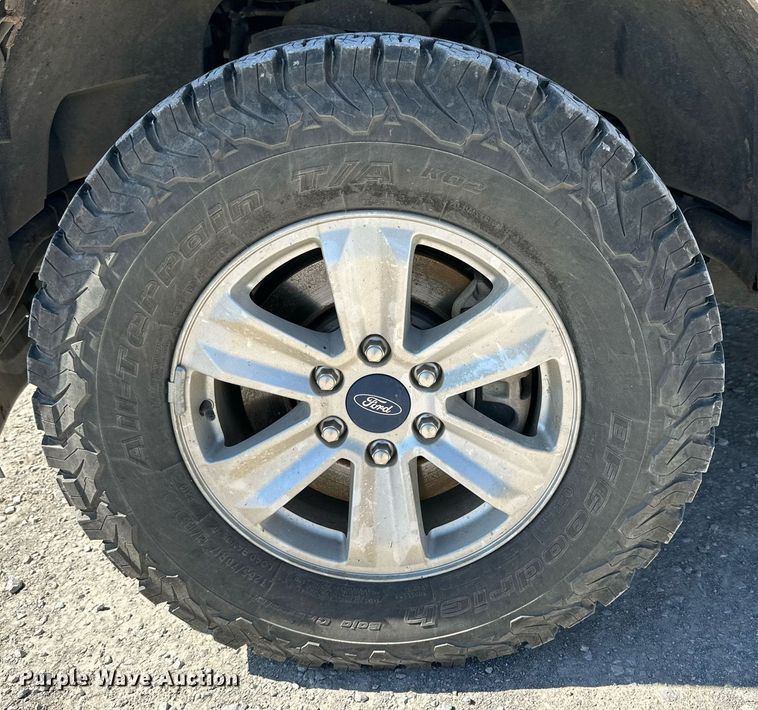 image for item KX9747 2019 Ford  F150 XL SuperCab pickup truck