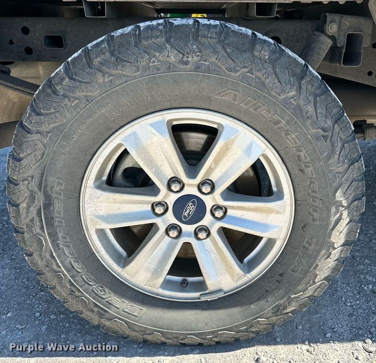 image for item KX9747 2019 Ford  F150 XL SuperCab pickup truck