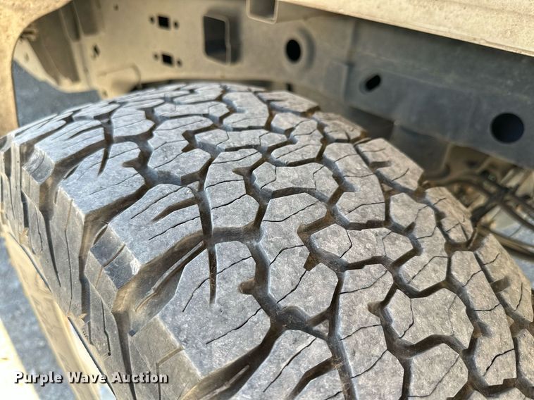 image for item KX9747 2019 Ford  F150 XL SuperCab pickup truck