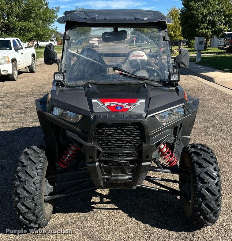 image for item KX9758 2015 Polaris RZR 900  utility vehicle