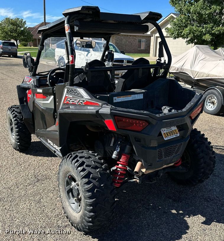 image for item KX9758 2015 Polaris RZR 900  utility vehicle