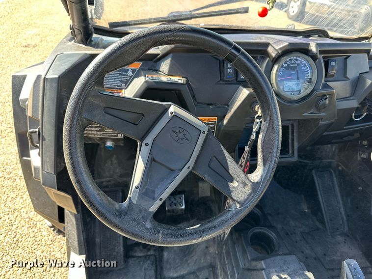 image for item KX9758 2015 Polaris RZR 900  utility vehicle