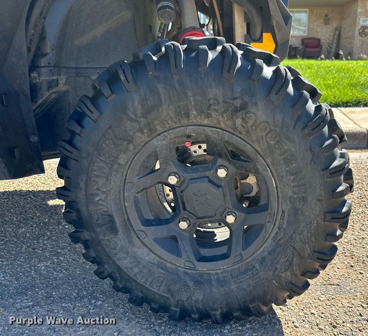 image for item KX9758 2015 Polaris RZR 900  utility vehicle