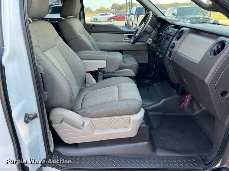 image for item LF9490 2010 Ford F150  SuperCab pickup truck