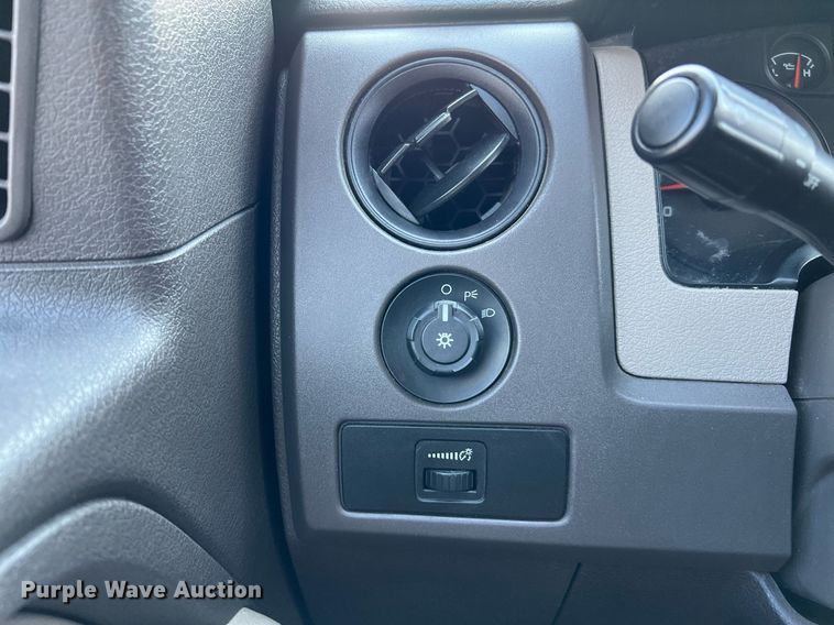 image for item LF9490 2010 Ford F150  SuperCab pickup truck