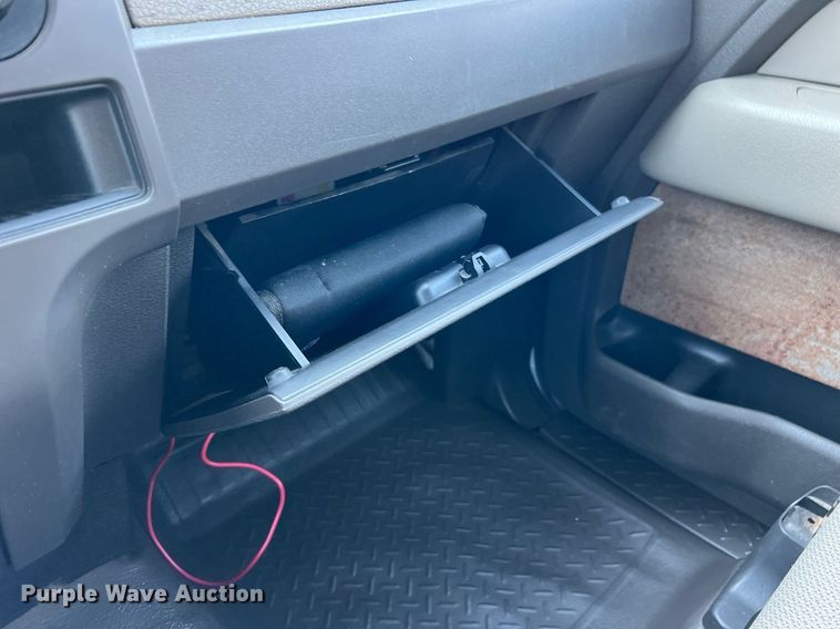 image for item LF9490 2010 Ford F150  SuperCab pickup truck