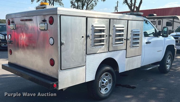 image for item LF9492 2013 Chevrolet 2500HD  animal control pickup