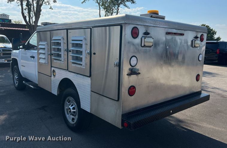 image for item LF9492 2013 Chevrolet 2500HD  animal control pickup