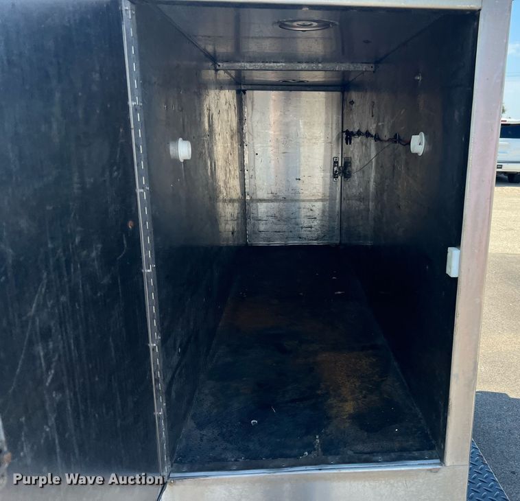 image for item LF9492 2013 Chevrolet 2500HD  animal control pickup