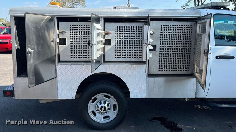 image for item LF9492 2013 Chevrolet 2500HD  animal control pickup