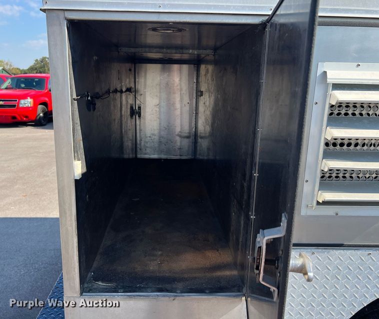 image for item LF9492 2013 Chevrolet 2500HD  animal control pickup