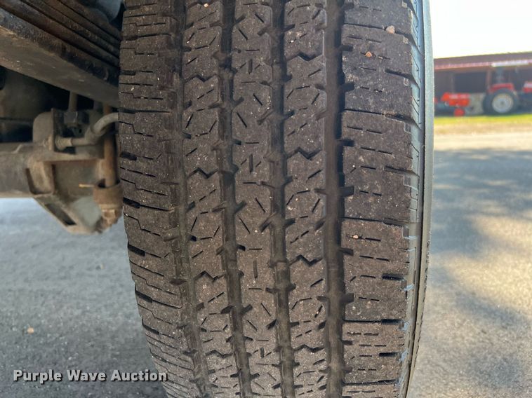 image for item LF9492 2013 Chevrolet 2500HD  animal control pickup