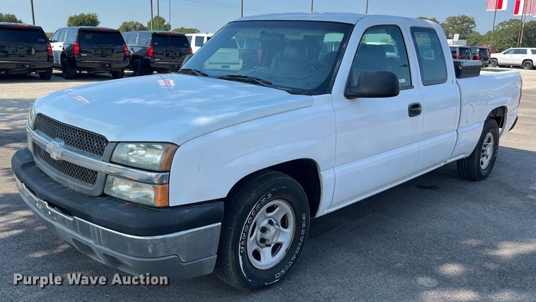 image for item LF9494 2003 Chevrolet Silverado 1500  Ext. Cab pickup truck